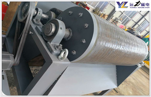 鐵礦幹選磁選機，海南幹式鐵礦尾沙磁選機_海南幹式鐵礦尾沙磁選機分選運行視頻